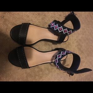 Black and pink Torrid wedges